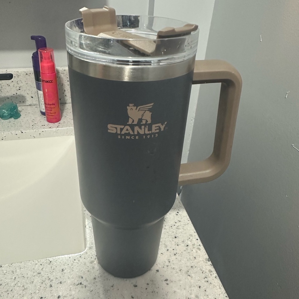 Stanley 40 oz